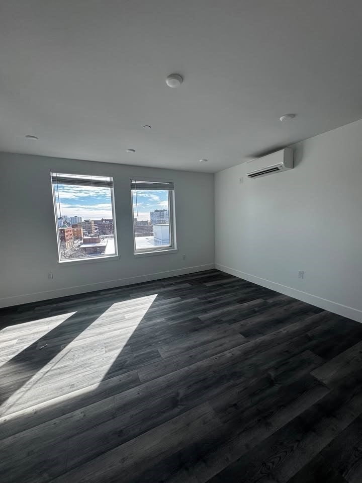 585 Essex St #318, Lynn, MA, 585 Essex St #318, Lynn, MA Photo #4