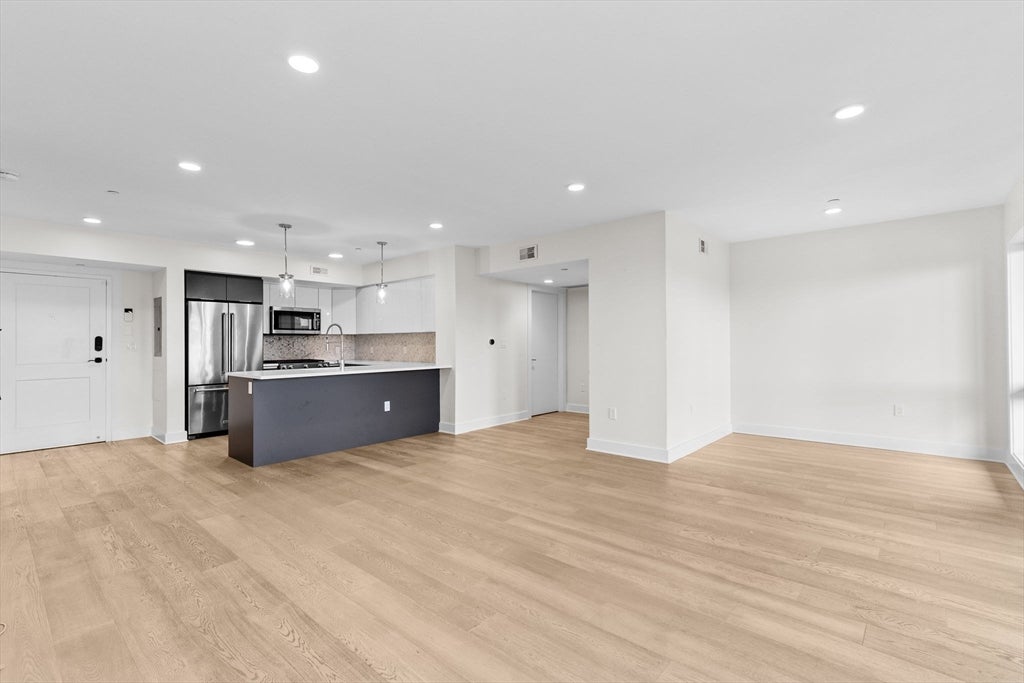 85 Willow Ct #302, Boston, MA, 85 Willow Ct #302, Boston, MA Photo #2