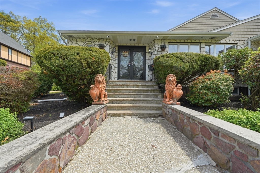 39 Forest Street