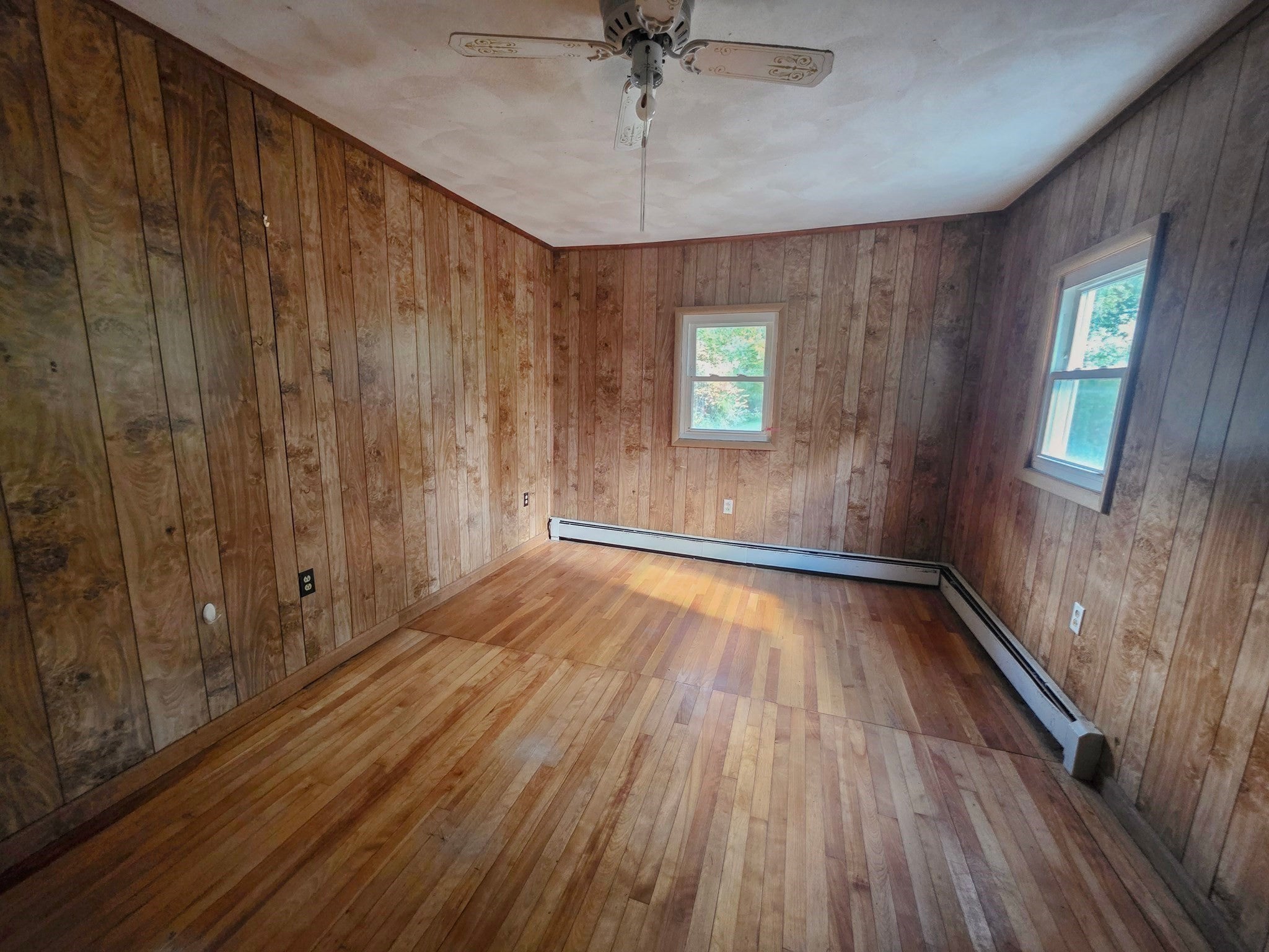 25 Barrett Ave, Worcester, MA Photo #6