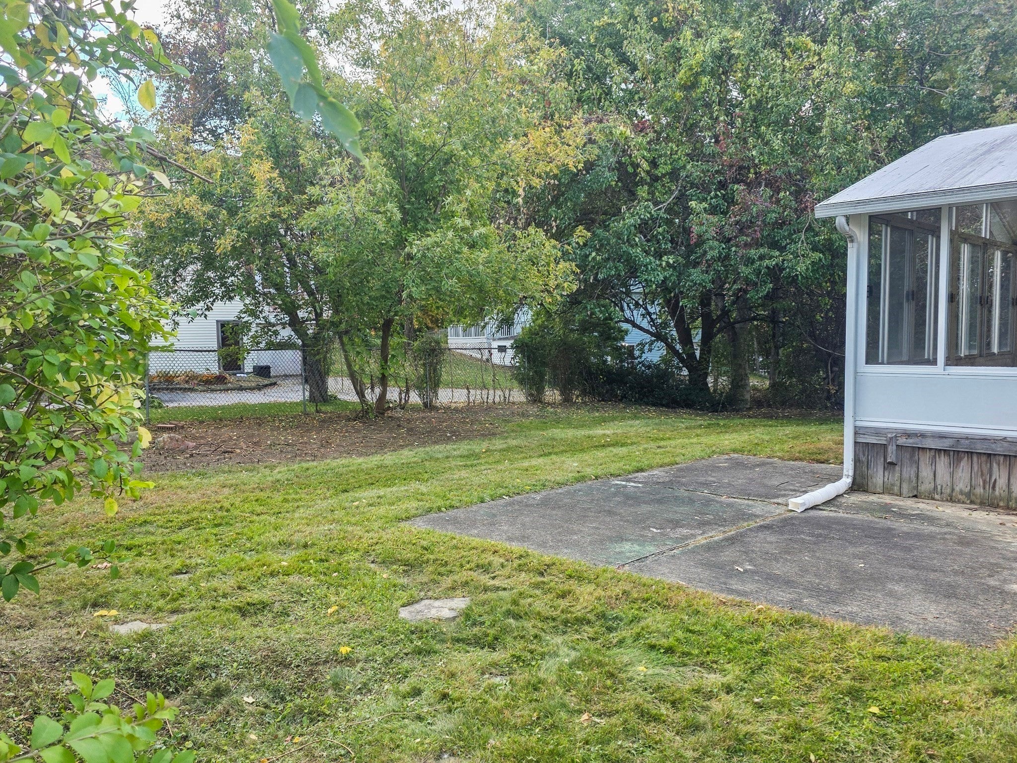 25 Barrett Ave, Worcester, MA Photo #16