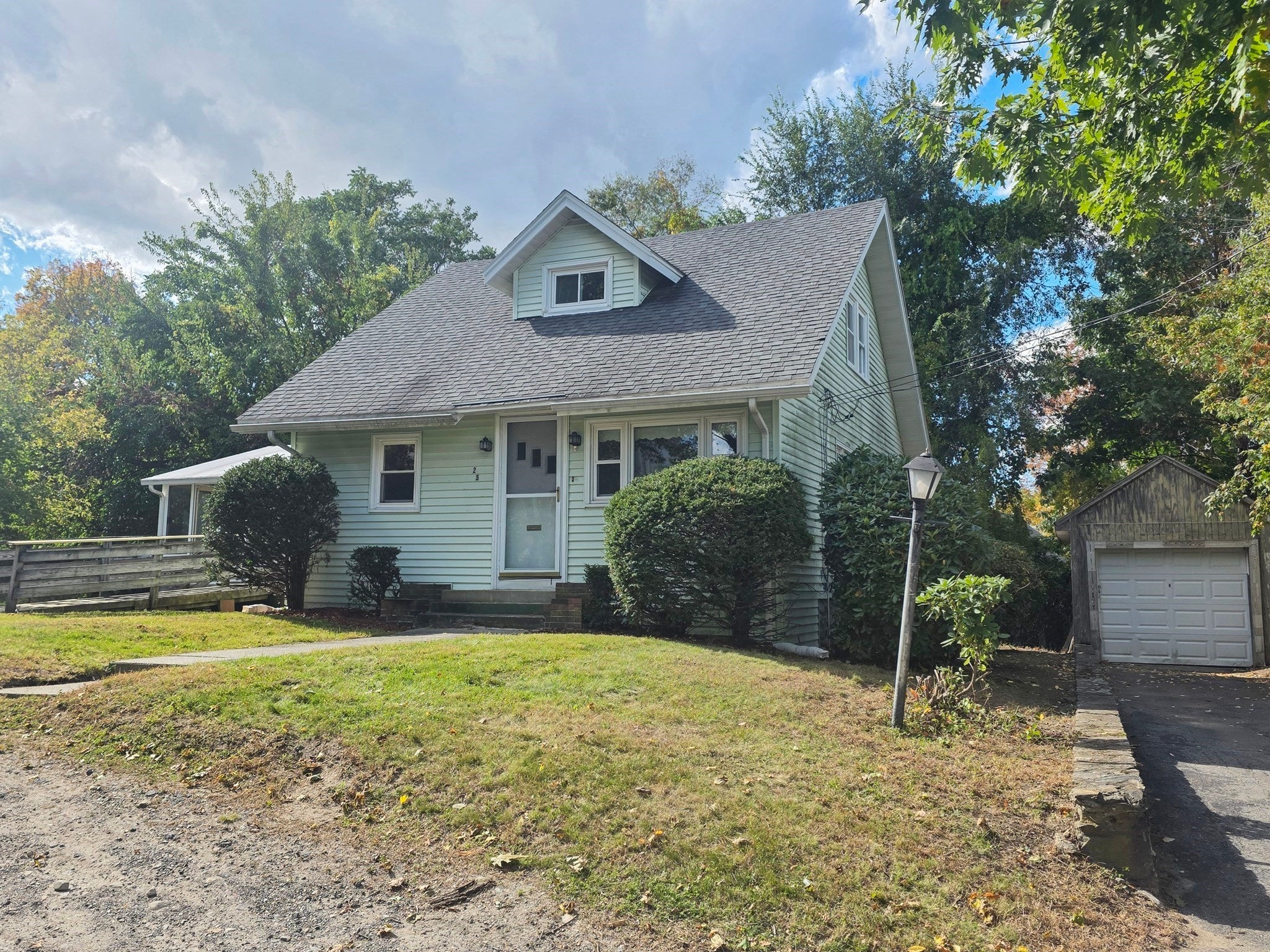 25 Barrett Ave, Worcester, MA Photo #2