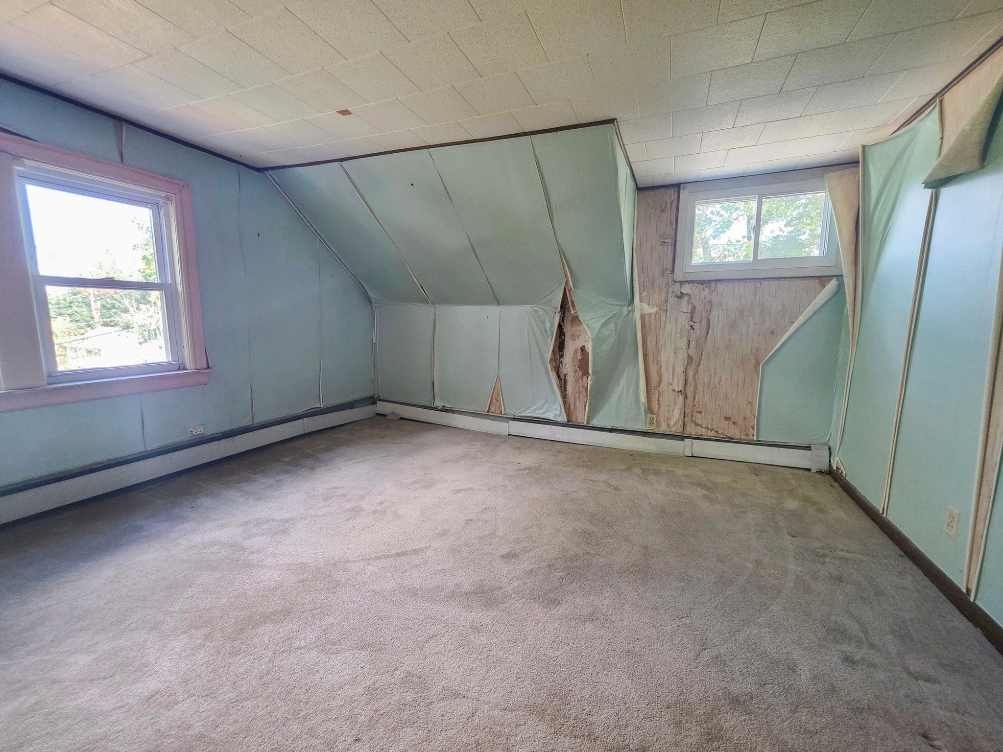 25 Barrett Ave, Worcester, MA Photo #12