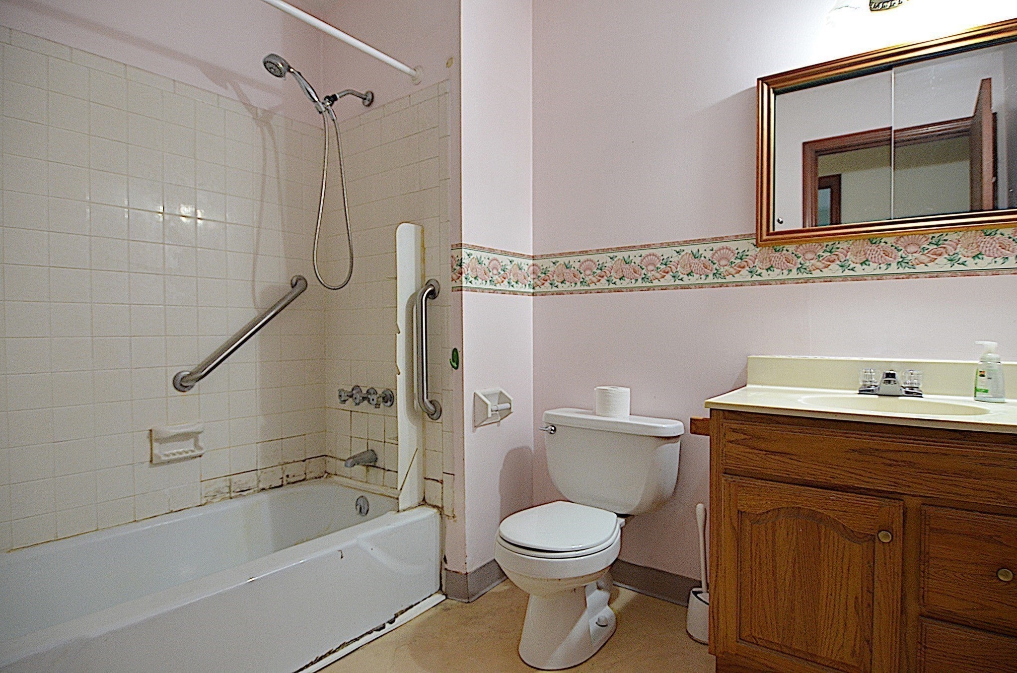 15 Lakemont Street, Southwick, MA Photo #11