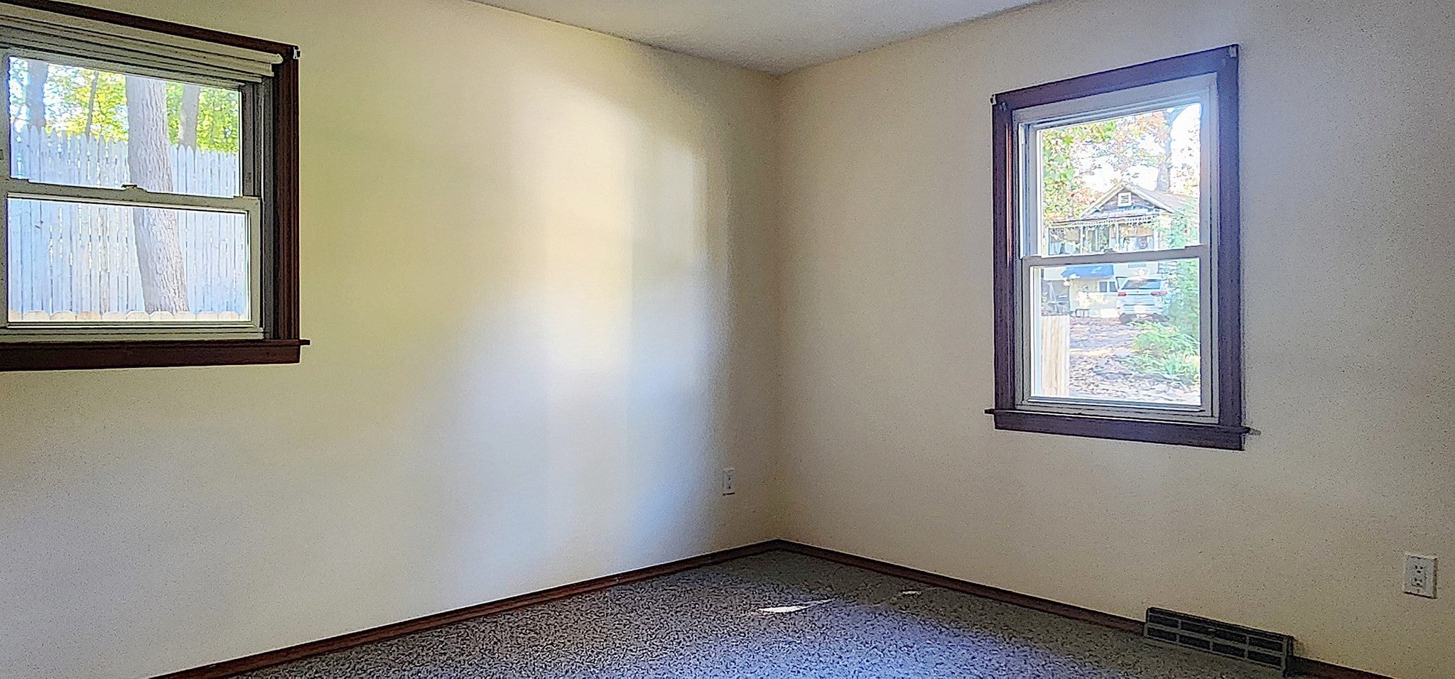 15 Lakemont Street, Southwick, MA Photo #9