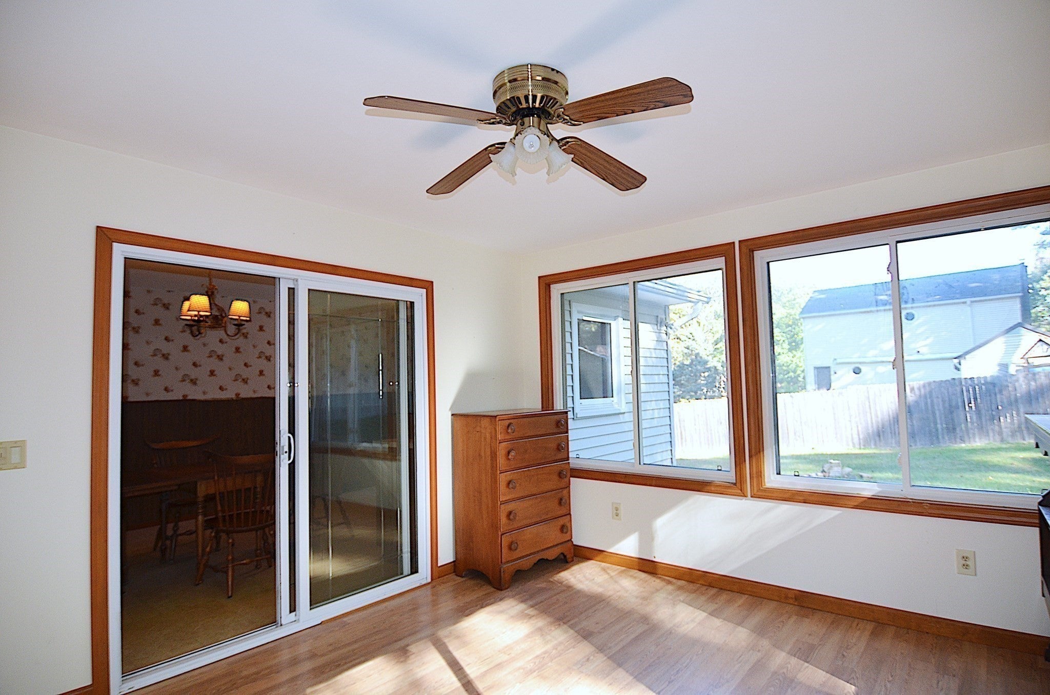 15 Lakemont Street