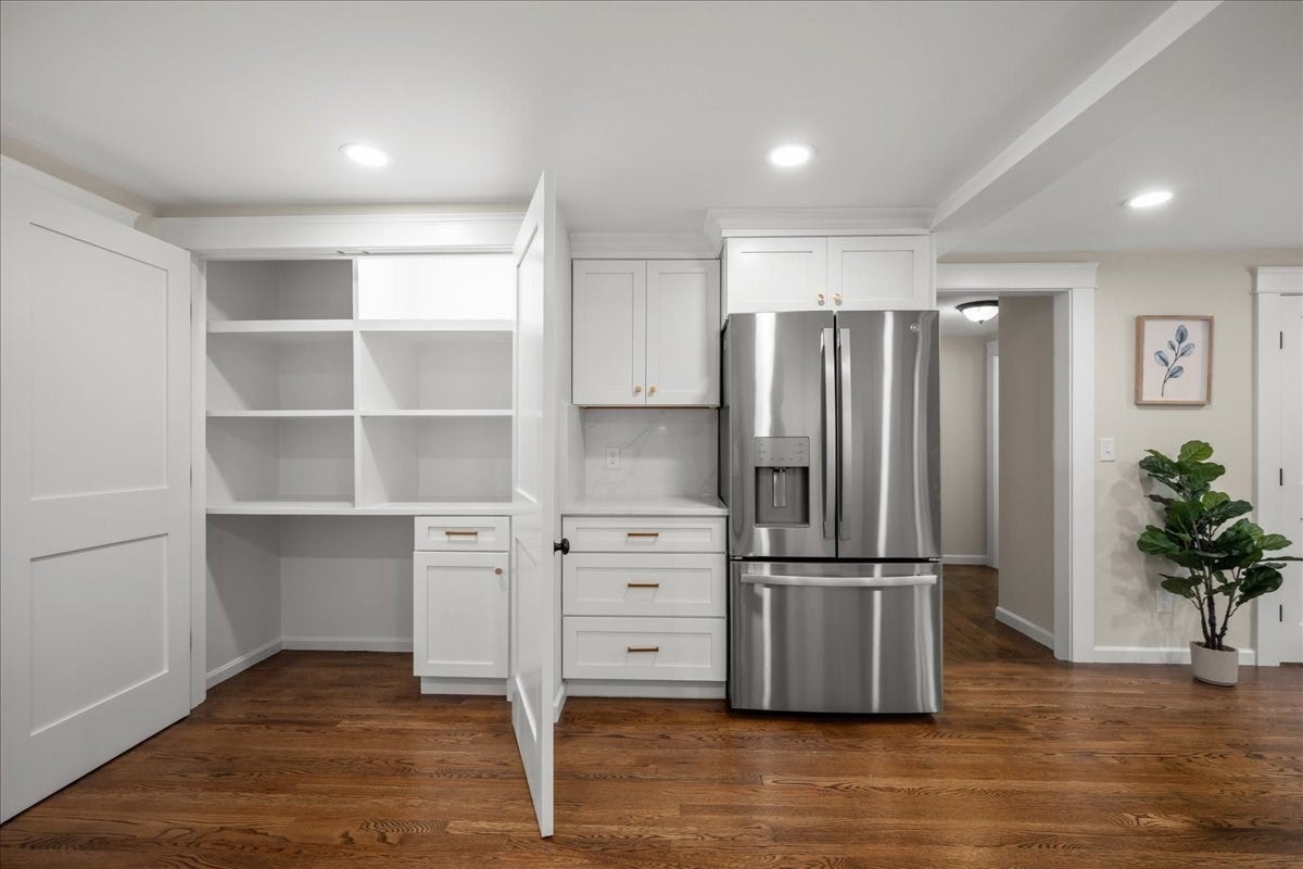 38 Mirimichi St, Plainville, MA Photo #4