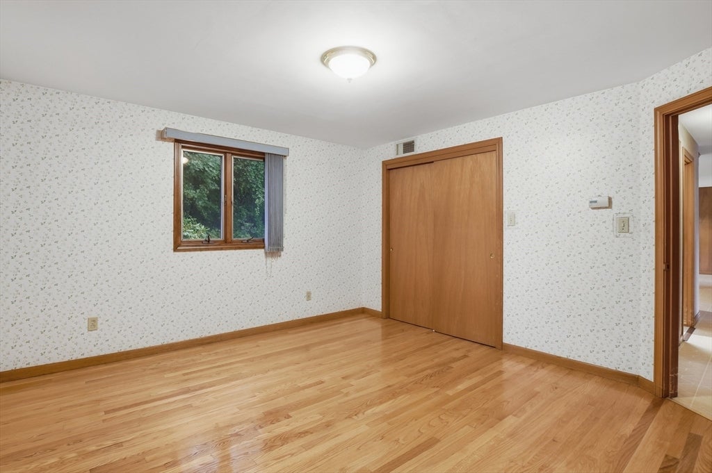 52 Thornton Road, Worcester, MA, 52 Thornton Road, Worcester, MA Photo #12