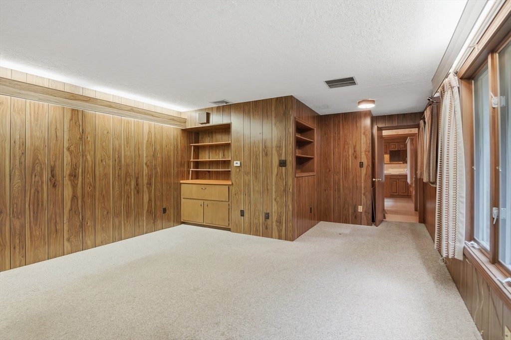 52 Thornton Road, Worcester, MA, 52 Thornton Road, Worcester, MA Photo #11