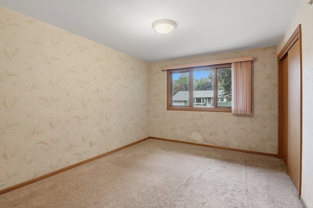 52 Thornton Road, Worcester, MA, 52 Thornton Road, Worcester, MA Photo #18