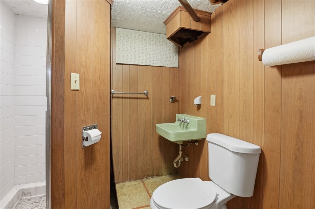 52 Thornton Road, Worcester, MA, 52 Thornton Road, Worcester, MA Photo #23