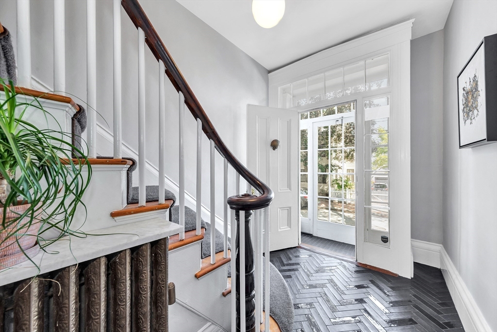 14 Spring St