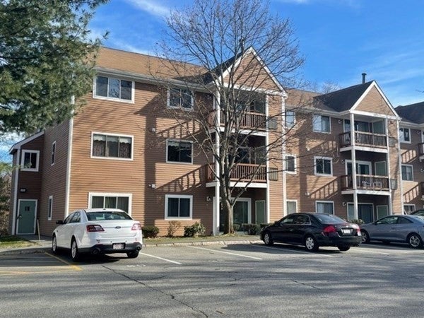 50 Steeplechase Ct #50, Haverhill, MA Photo #27