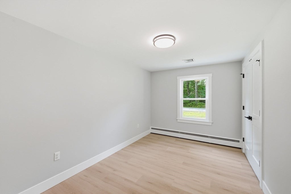 17 Drinkwater Rd, Hampton Falls, NH, 17 Drinkwater Rd, Hampton Falls, NH Photo #23
