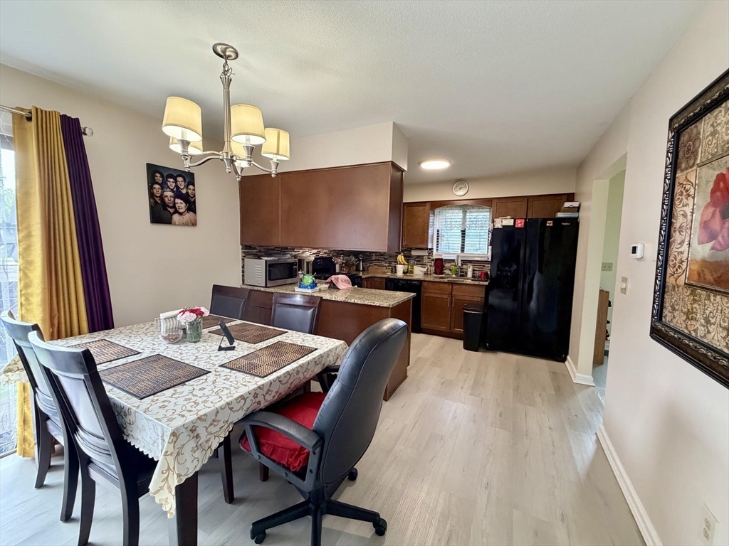 119 Beekman Dr 119