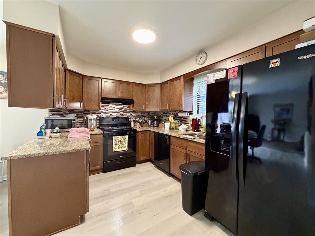 119 Beekman Dr 119