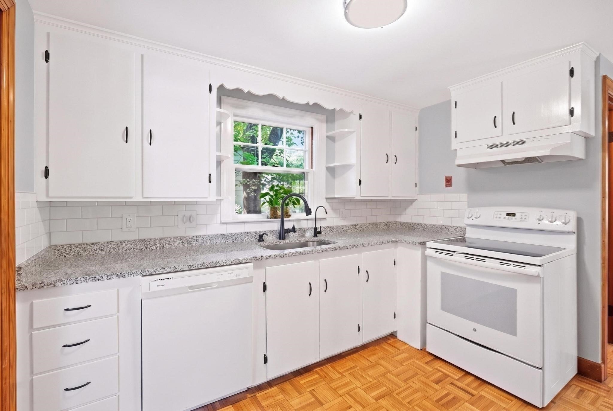 36 Maynard Road #36, Dedham, MA Photo #6
