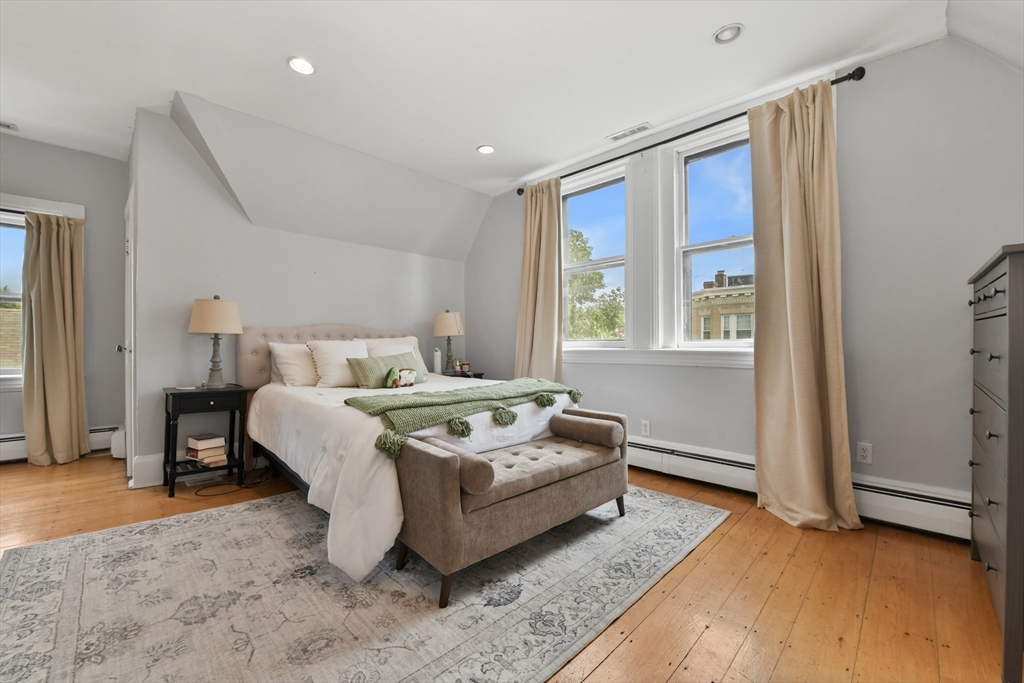 1774 Beacon St 6