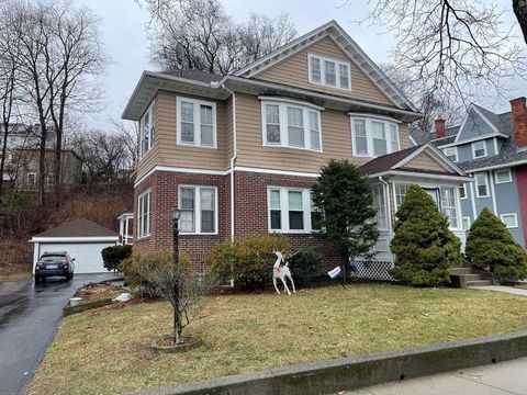 Photo of 51 Richmond Avenue #1, Worcester, MA 01602 (MLS # 73498096)