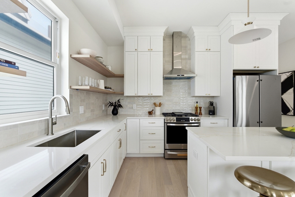 28 Swan Ave. 2