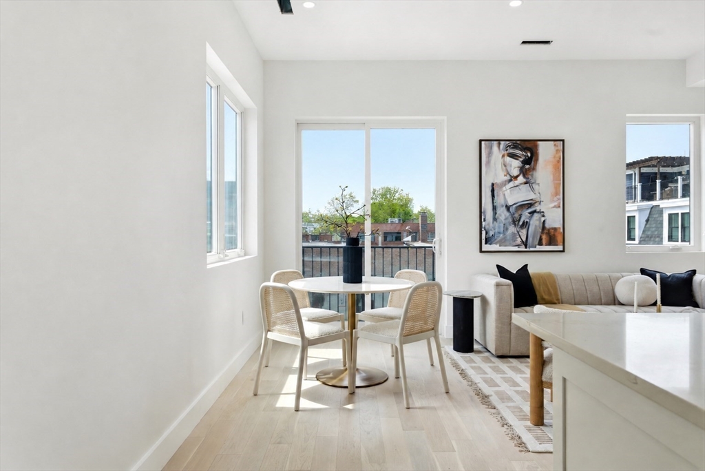 28 Swan Ave. 2