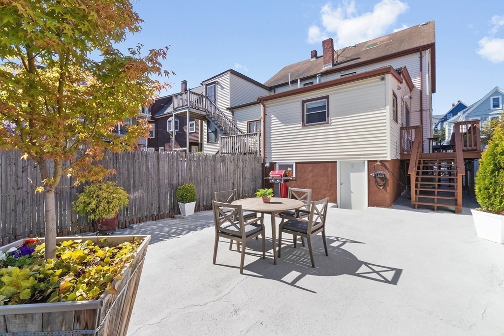 22 Wellington Ave, Somerville, MA Photo #18