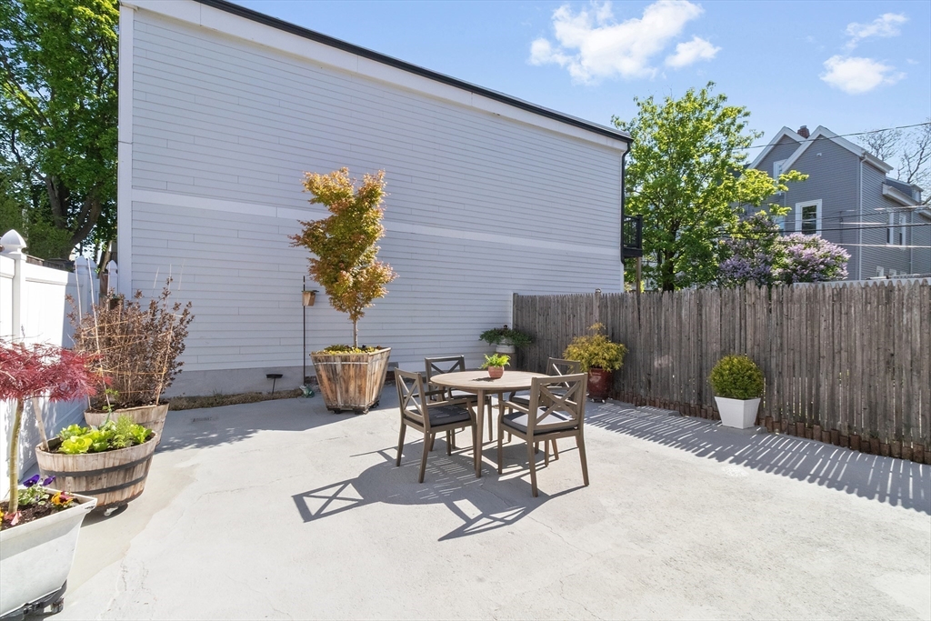 22 Wellington Ave, Somerville, MA Photo #19