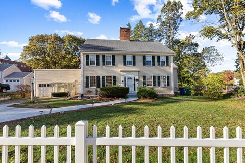 52 Salem Reading MA 01867