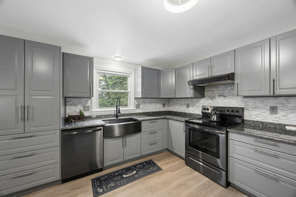 12 Fenway Drive, Milford, MA Photo #4