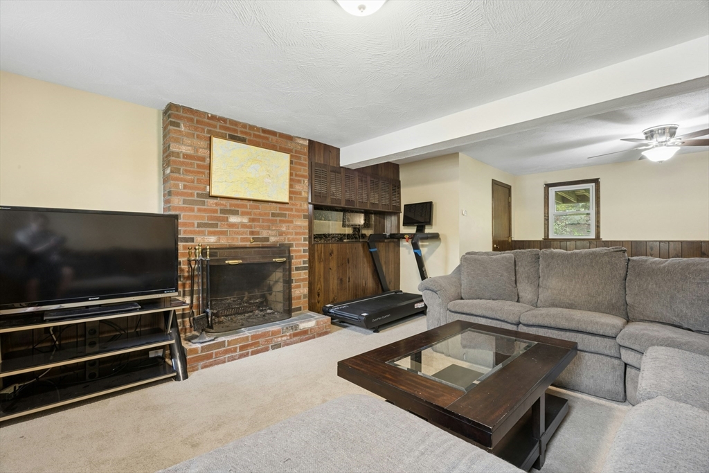 12 Fenway Drive, Milford, MA Photo #26