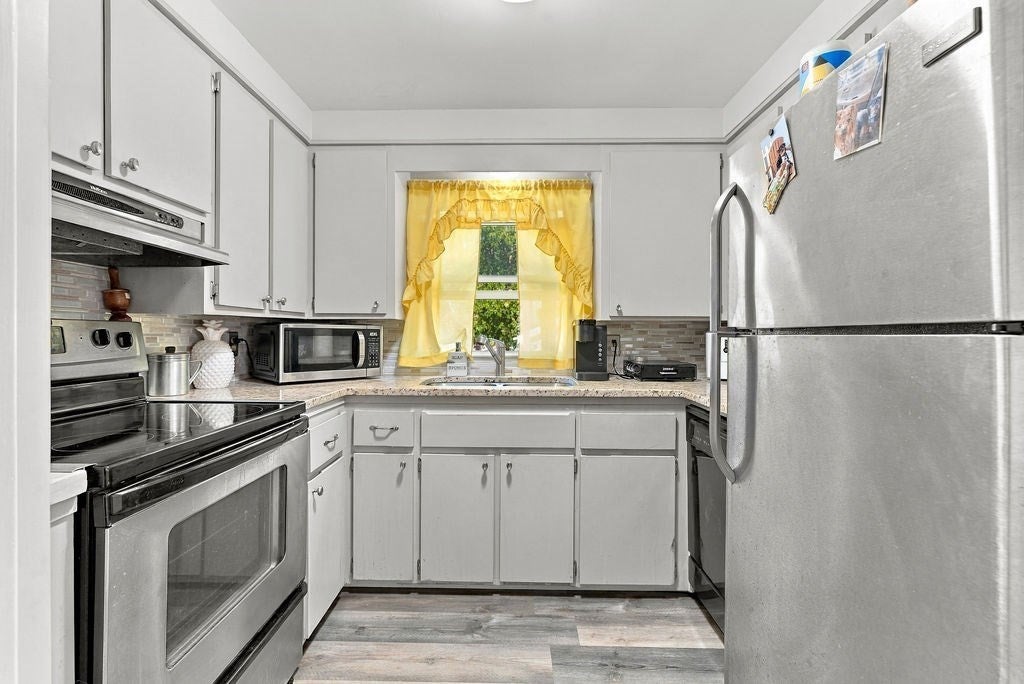 24 Vincenzo Drive