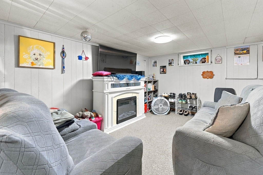 24 Vincenzo Drive, West Warwick, RI, 24 Vincenzo Drive, West Warwick, RI Photo #17