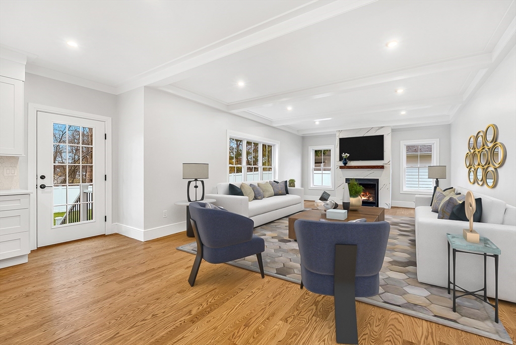 Natick, Massachusetts 01760, United States, 6 Bedrooms Bedrooms, ,6 BathroomsBathrooms,Residential,Active,245743