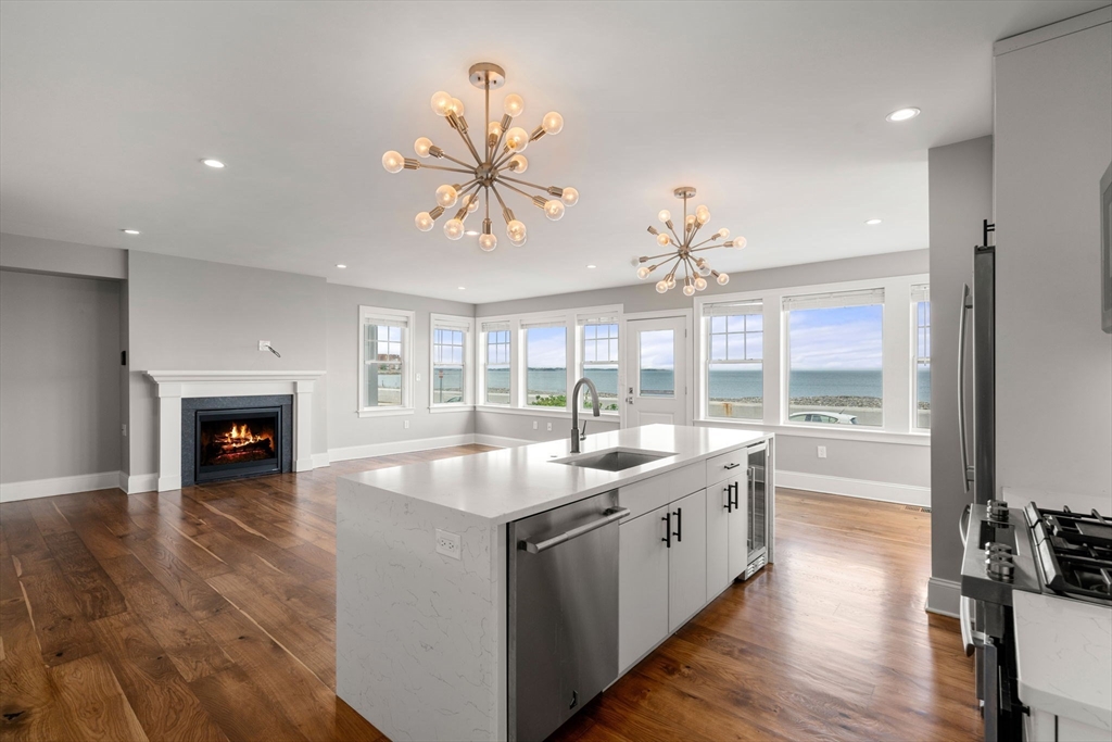 176 Winthrop Shore Dr 1