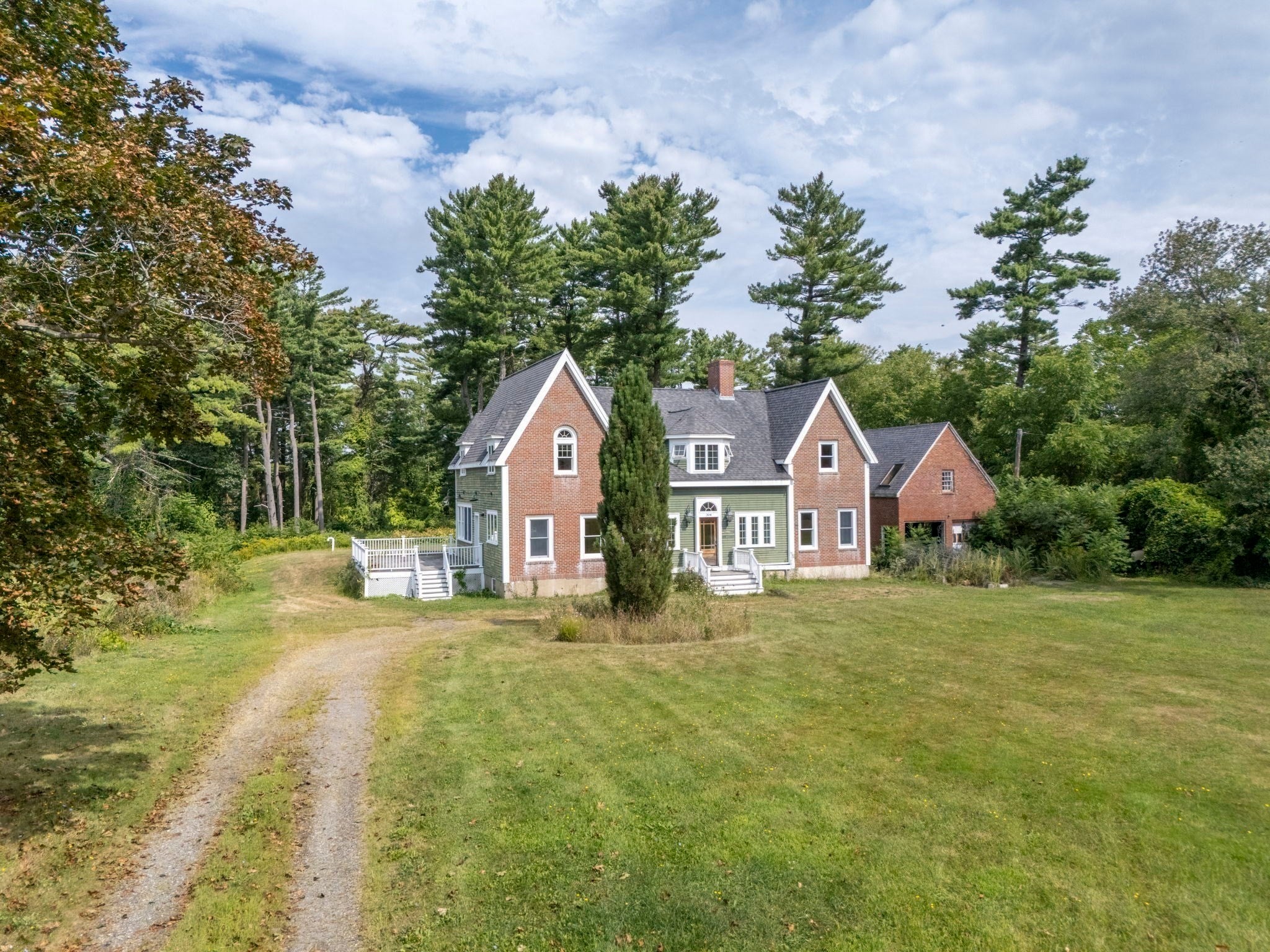 304 High Rd