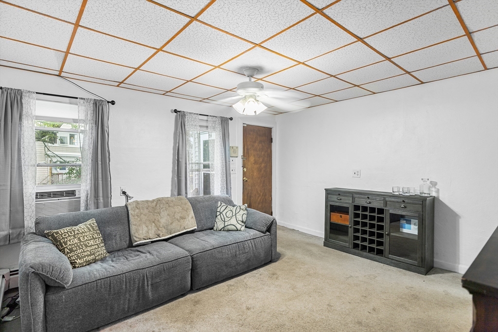 26 Marchand St