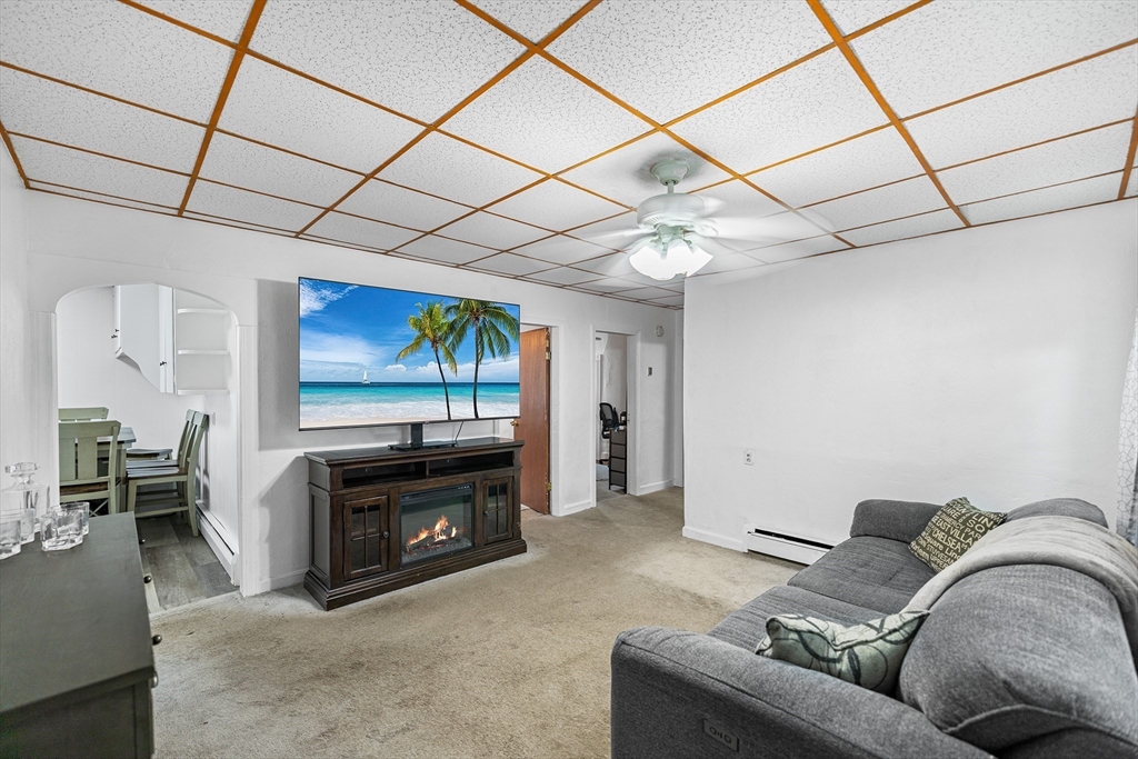 26 Marchand St