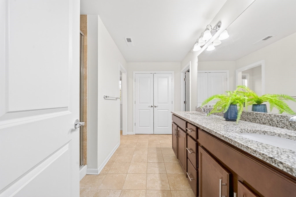 24 Cherry Ln #24, Hopkinton, MA, 24 Cherry Ln #24, Hopkinton, MA Photo #24