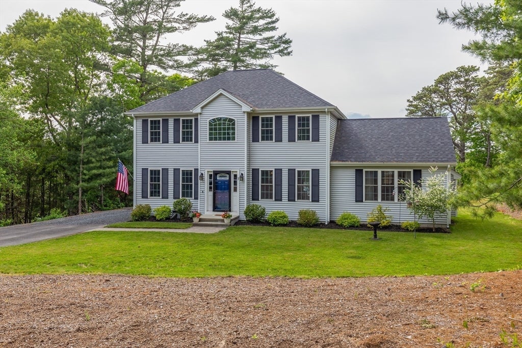 7 Great Pines Dr