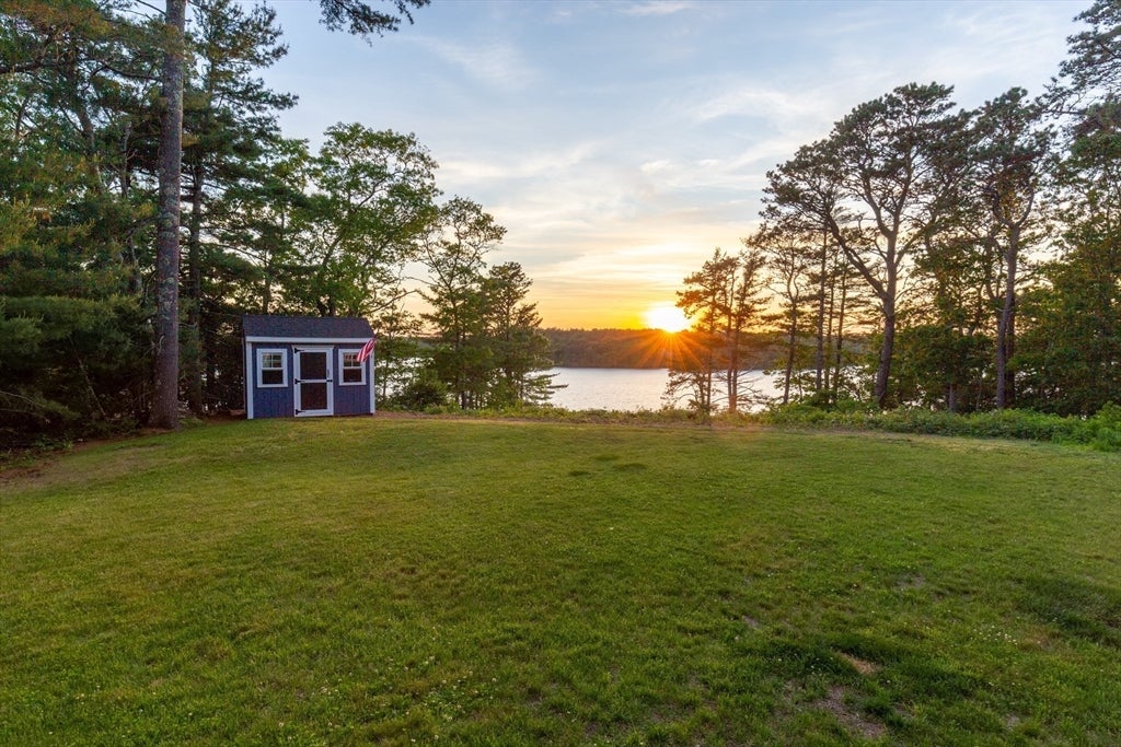7 Great Pines Dr