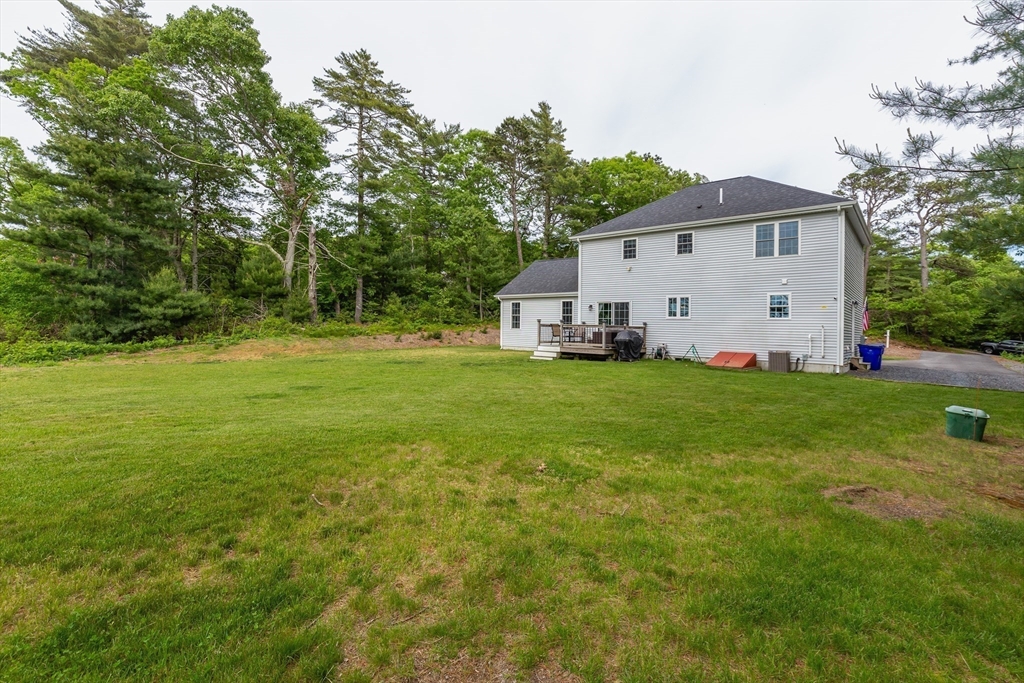 7 Great Pines Dr
