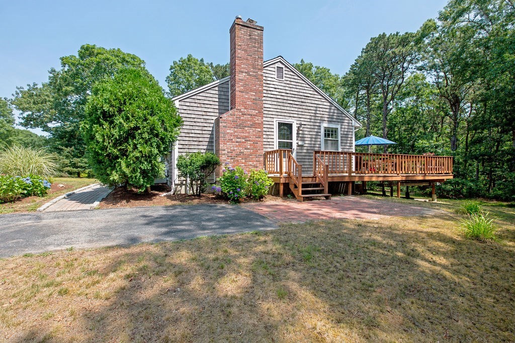 68 Long Hill Rd