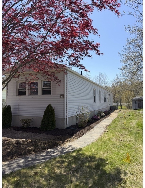 7 Chestnut St