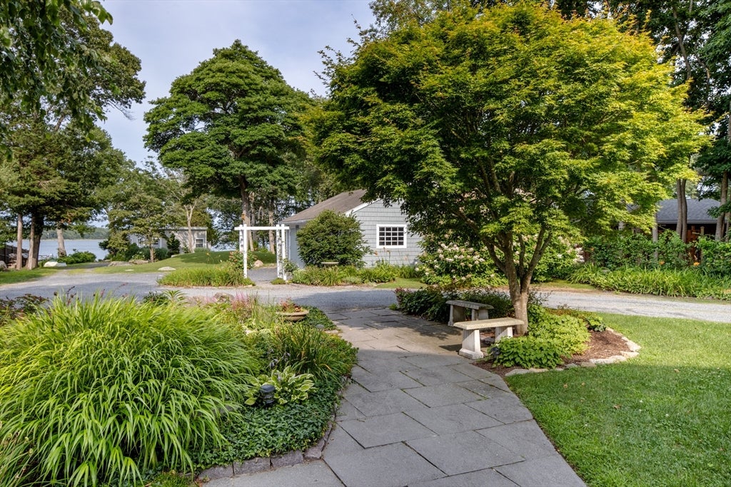 94 Aucoot Rd, Mattapoisett, MA, 94 Aucoot Rd, Mattapoisett, MA Photo #10
