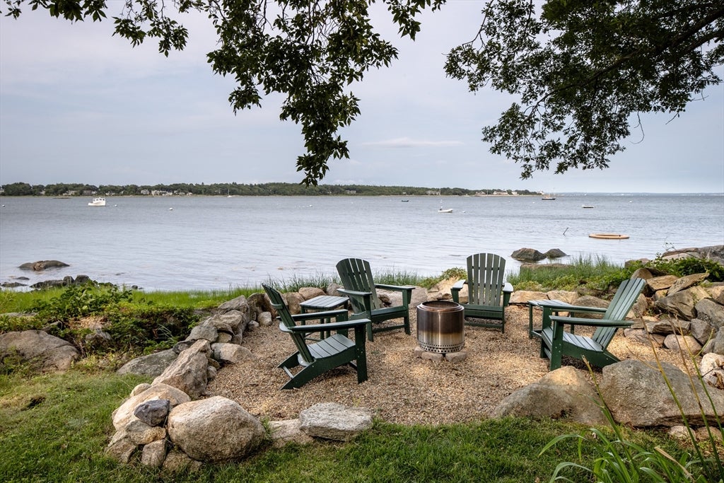 94 Aucoot Rd, Mattapoisett, MA, 94 Aucoot Rd, Mattapoisett, MA Photo #4