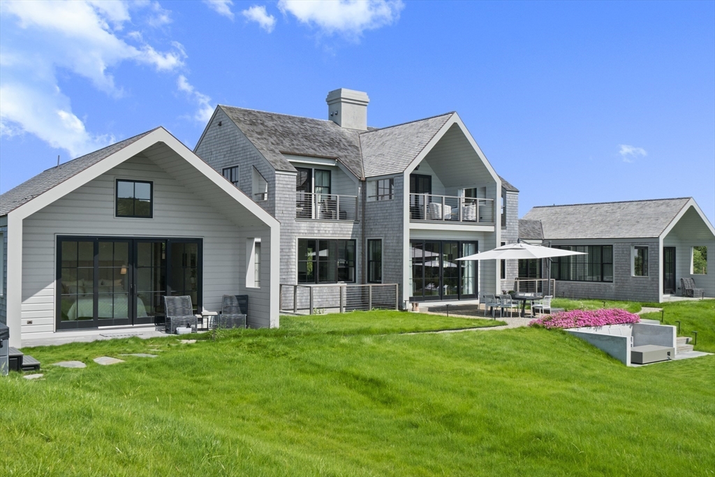 10 Maxey Pond Road