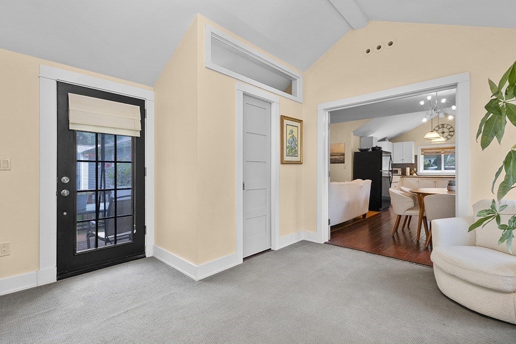 6 Pine St, Medfield, MA Photo #20