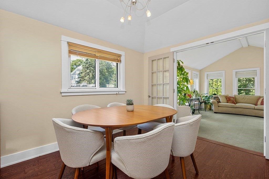 6 Pine St, Medfield, MA Photo #11