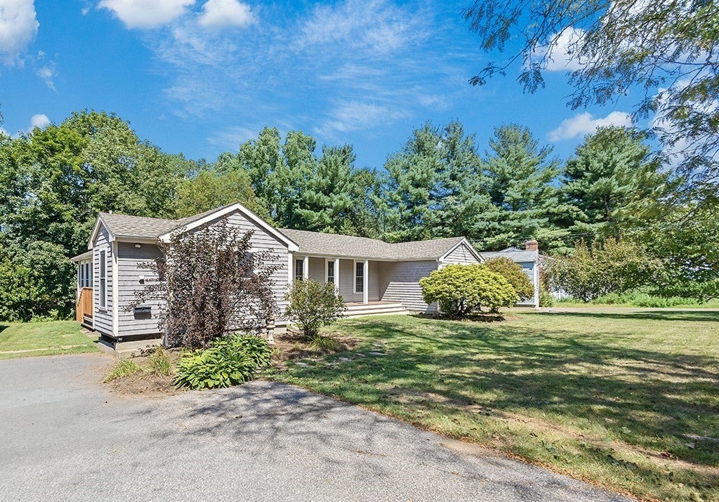 6 Pine St, Medfield, MA Photo #34