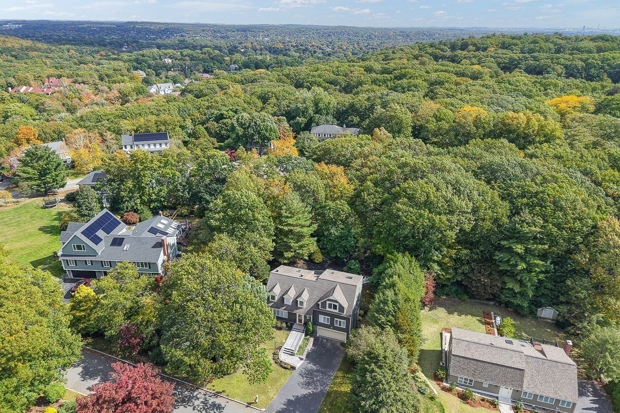 21 Amberwood Dr, Winchester, MA Photo #41